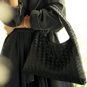 WALTER BAKER Margaux Mini Handbag, O/S Black, NEW Retails at $198